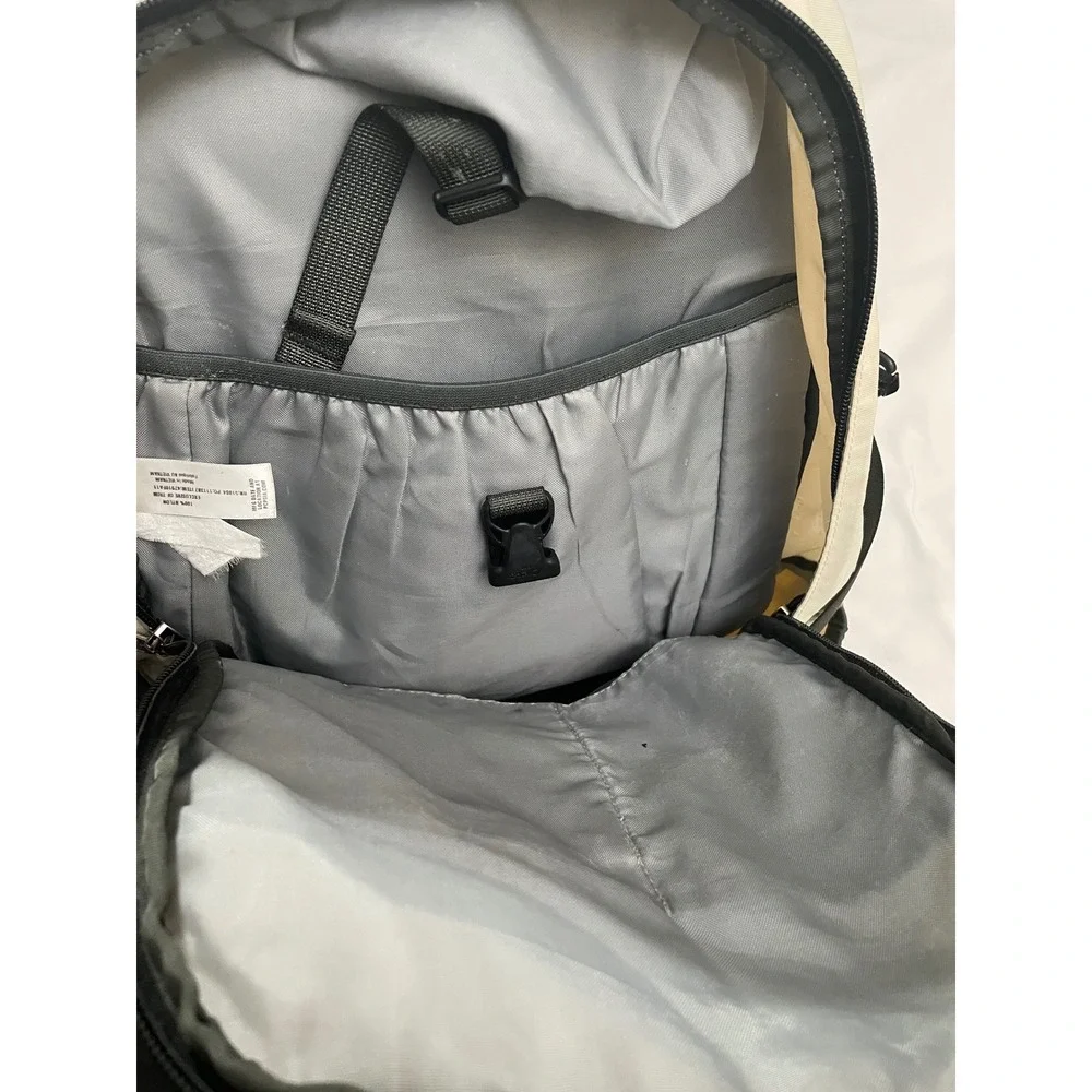 Vintage Patagonia Refugio 28L Backpack Teal Cream Hiking Travel Daypack 47910
